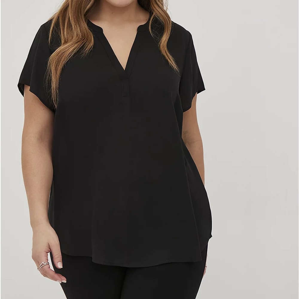 Torrid Black Short Sleeve Pullover Blouse